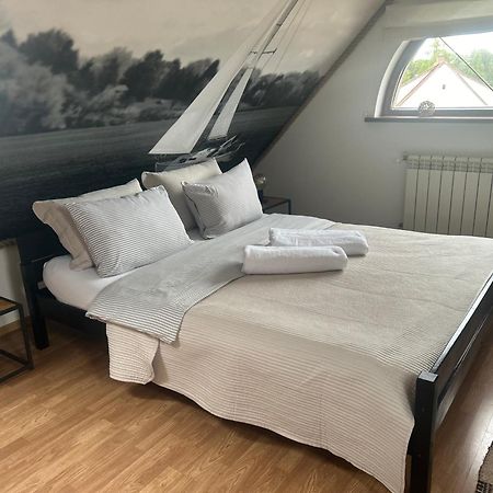 Gosciniec Pod Lipa Apartment Mikołajki Luaran gambar