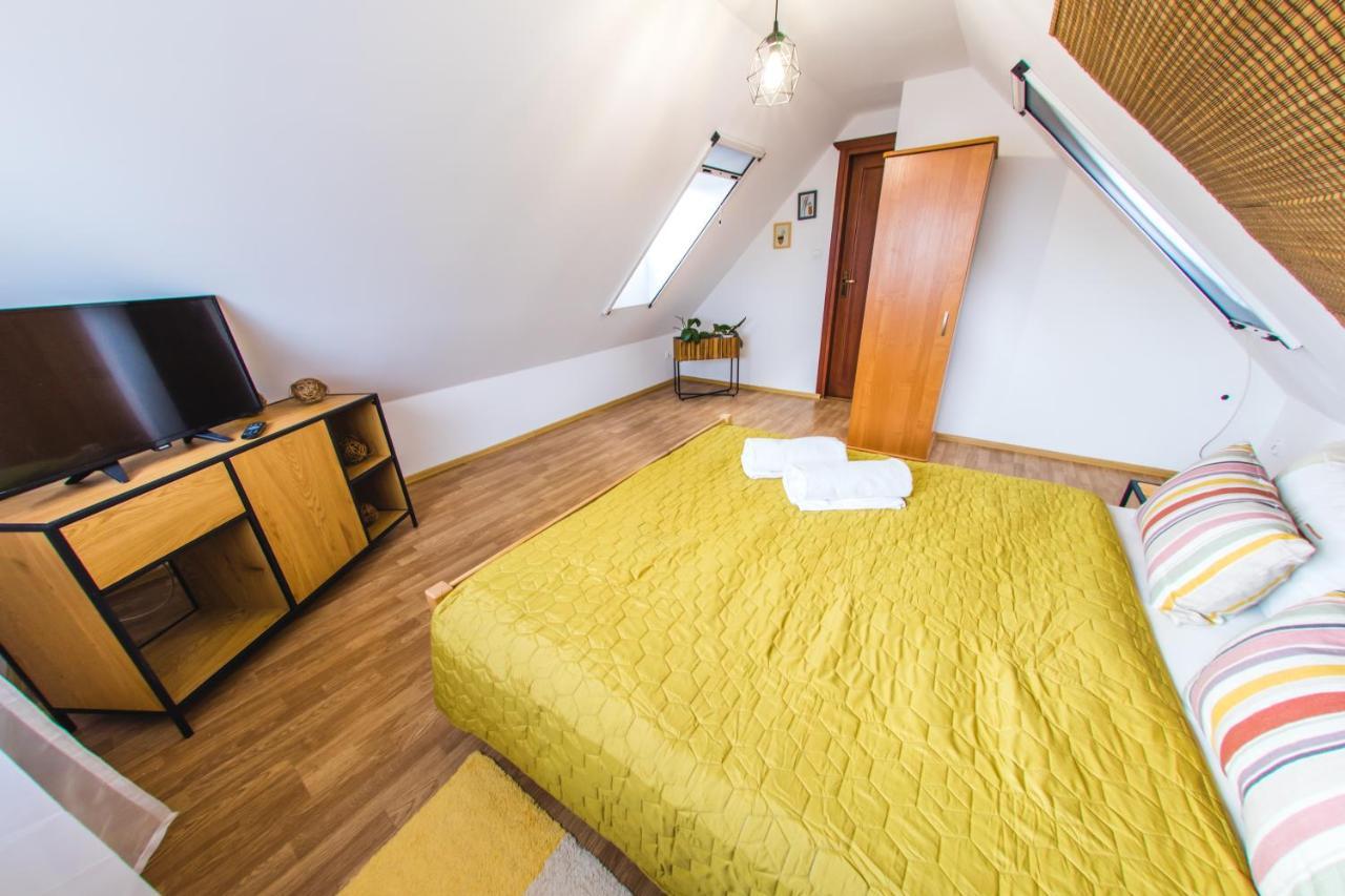 Gosciniec Pod Lipa Apartment Mikołajki Luaran gambar