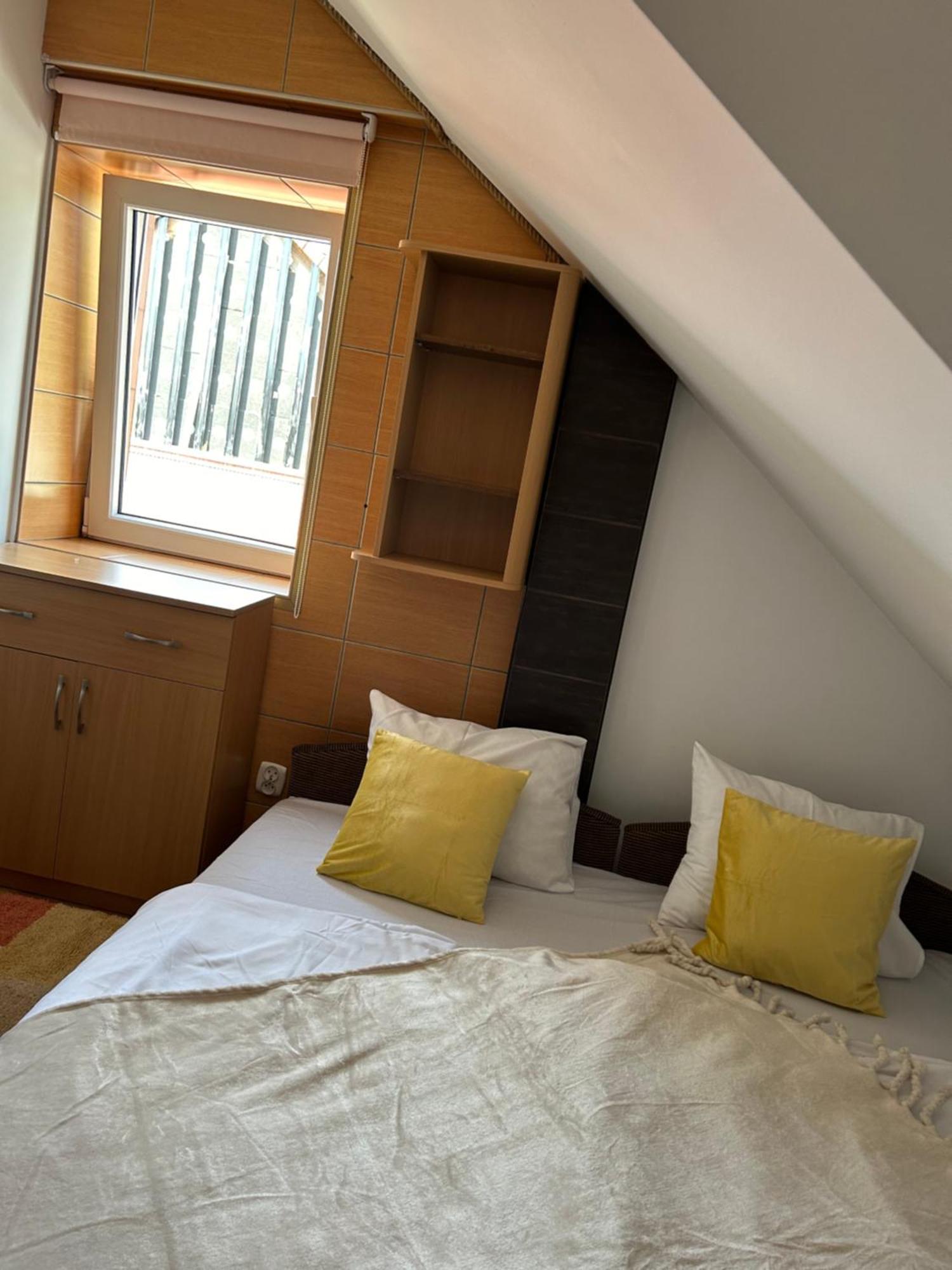 Gosciniec Pod Lipa Apartment Mikołajki Luaran gambar